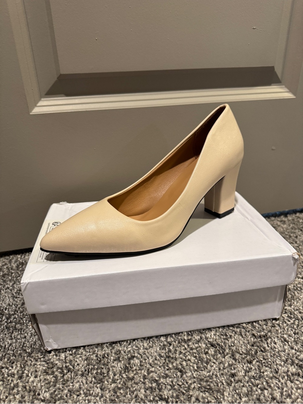 Classic Pointed-Toe Block Heel Pump in Cream